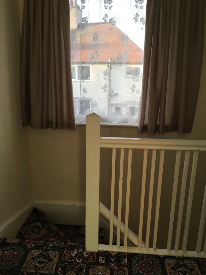Rhuddlan House Villa ภายนอก รูปภาพ